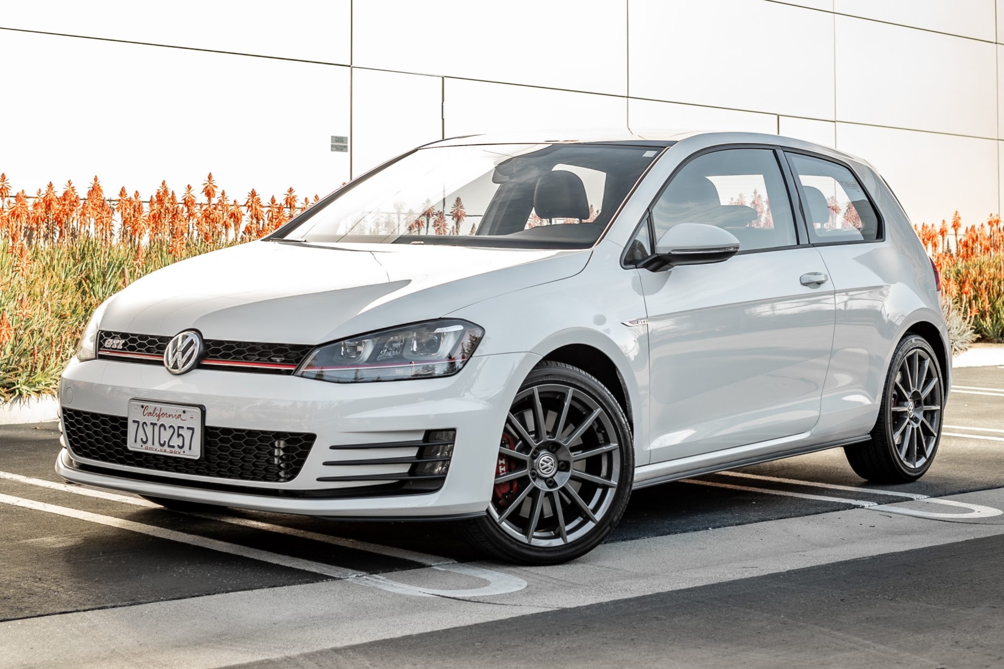 8k-Mile 2016 Volkswagen Golf GTI SE for sale on BaT Auctions - sold for  $28,101 on February 5, 2022 (Lot #65,099) | Bring a Trailer