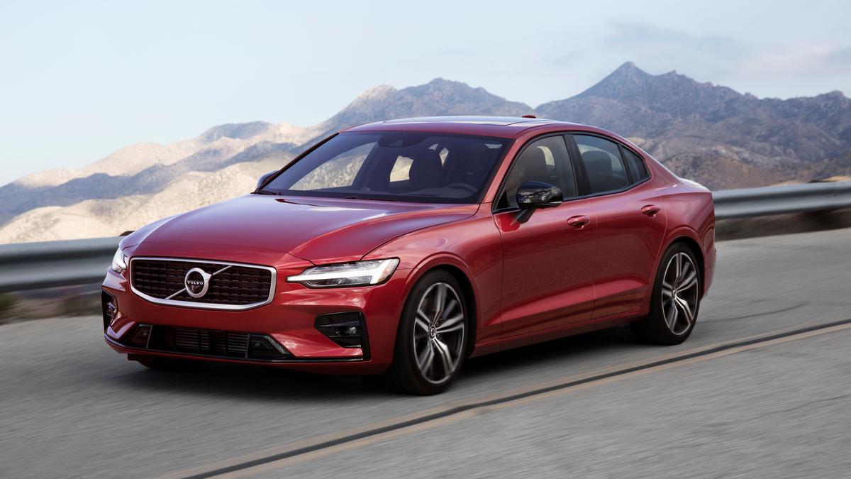 Review: 2020 Volvo S60 PHEV hits a sweet spot for luxury sedans