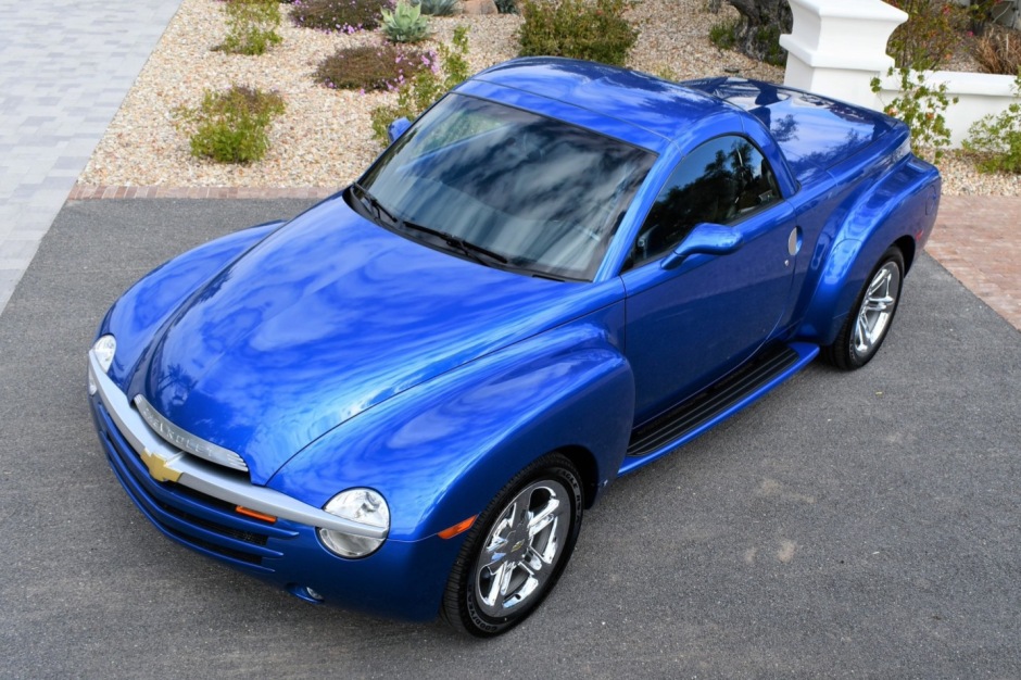 14k-Mile 2006 Chevrolet SSR 6-Speed for sale on BaT Auctions - sold for  $30,000 on March 2, 2020 (Lot #28,552) | Bring a Trailer