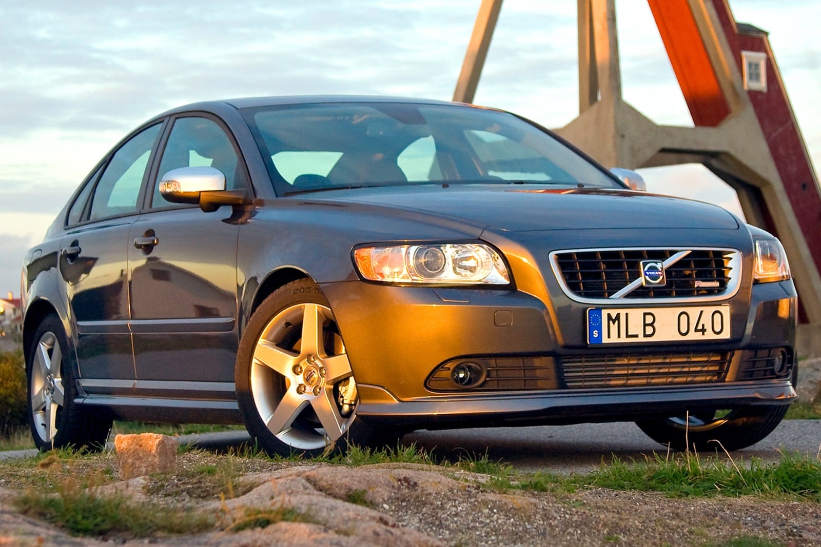 2010 Volvo S40 Review & Ratings | Edmunds