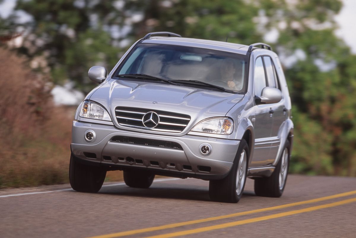 Tested: 2000 Mercedes-Benz ML55 Brings AMG into the SUV Fold