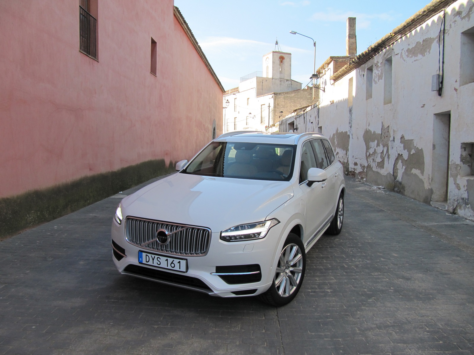 2016 Volvo XC90 T8 Plug-In Hybrid 'Twin Engine': First Drive