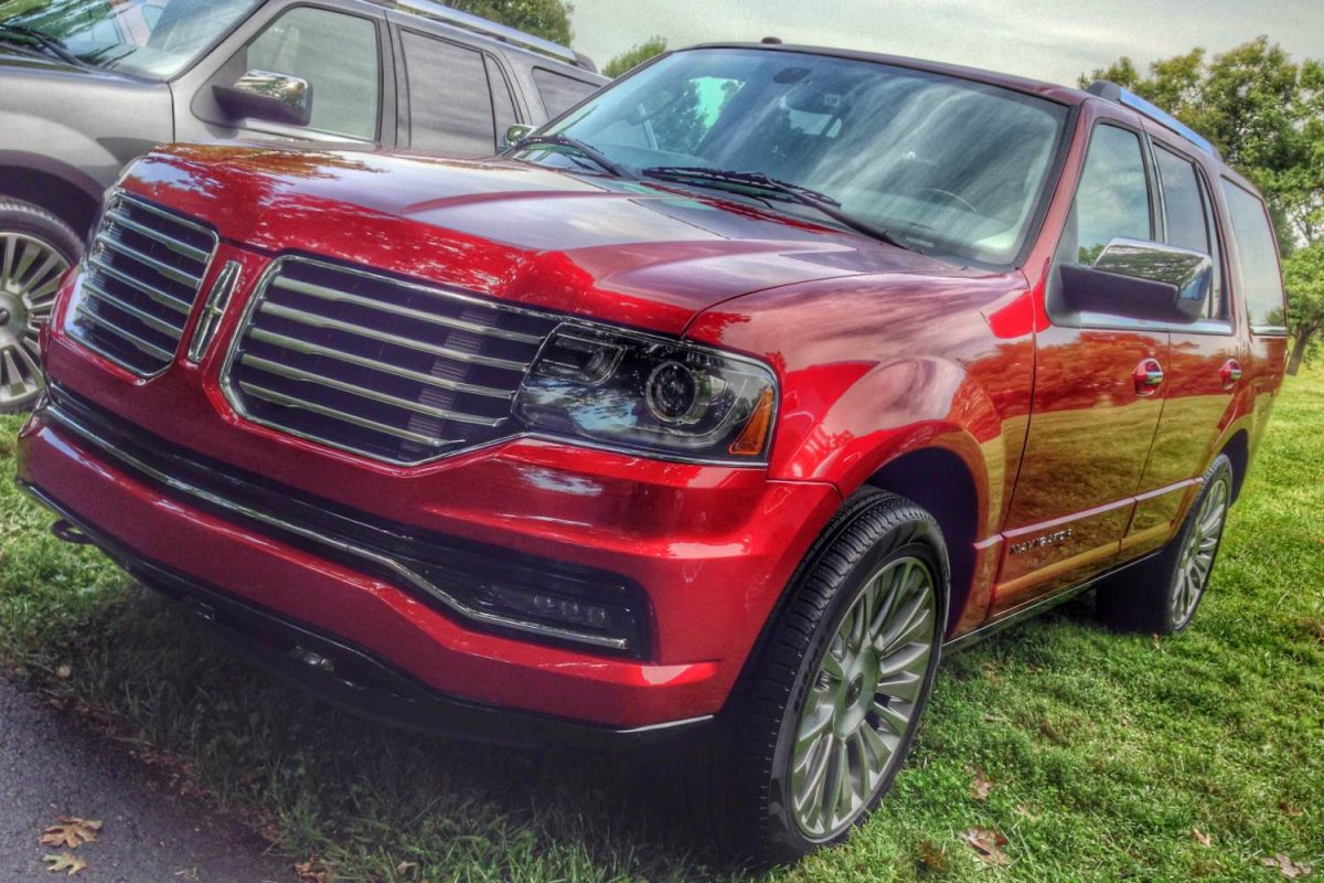 2015 Lincoln Navigator Gets Upgrades...and Knobs | GearDiary