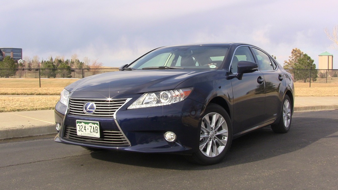 Review: 2013 Lexus ES 300h - To Hybrid or Not To Hybrid - The Fast Lane Car