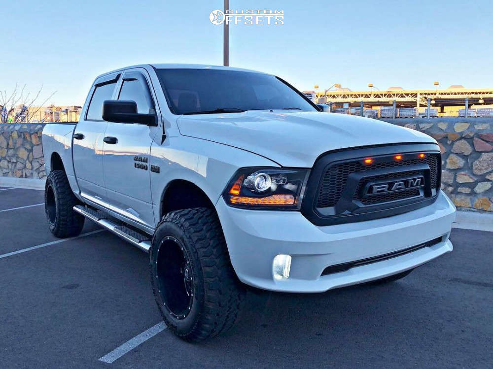 2014 Dodge Ram 1500 with 20x12 -44 Dropstars 652bm and 35/12.5R20 Achilles  Desert Hawk Xmt and Suspension Lift 6" | Custom Offsets