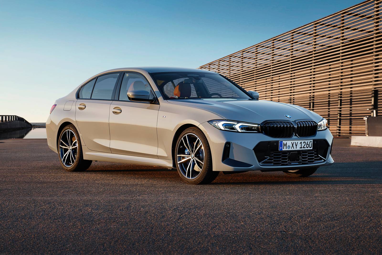 2023 BMW 3 Series Plug-in Hybrid Prices, Reviews, and Pictures | Edmunds