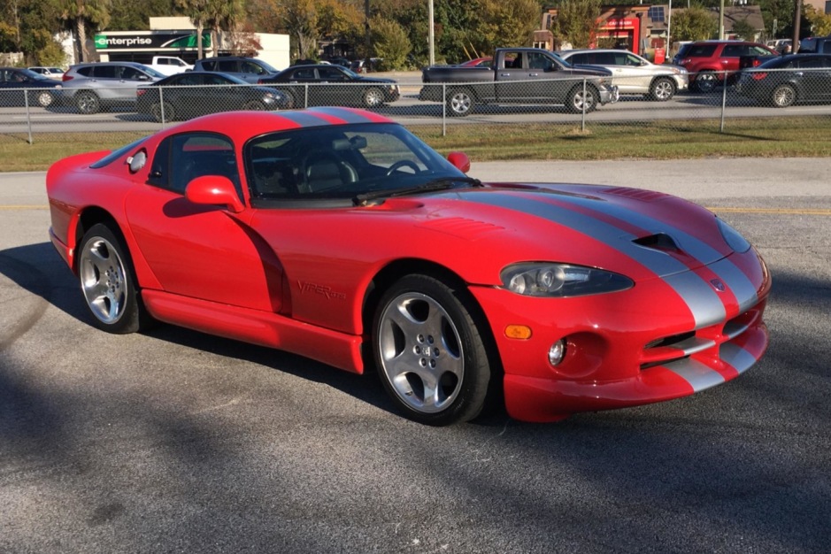 2000 Dodge Viper GTS for sale on BaT Auctions - closed on December 5, 2019  (Lot #25,866) | Bring a Trailer