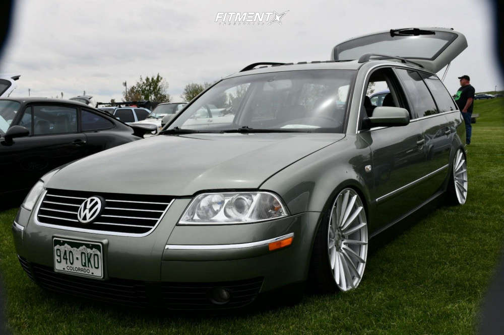2003 Volkswagen Passat GLX 4 Motion with 19x9.5 Alzor 084 and Achilles  225x35 on Air Suspension | 794547 | Fitment Industries