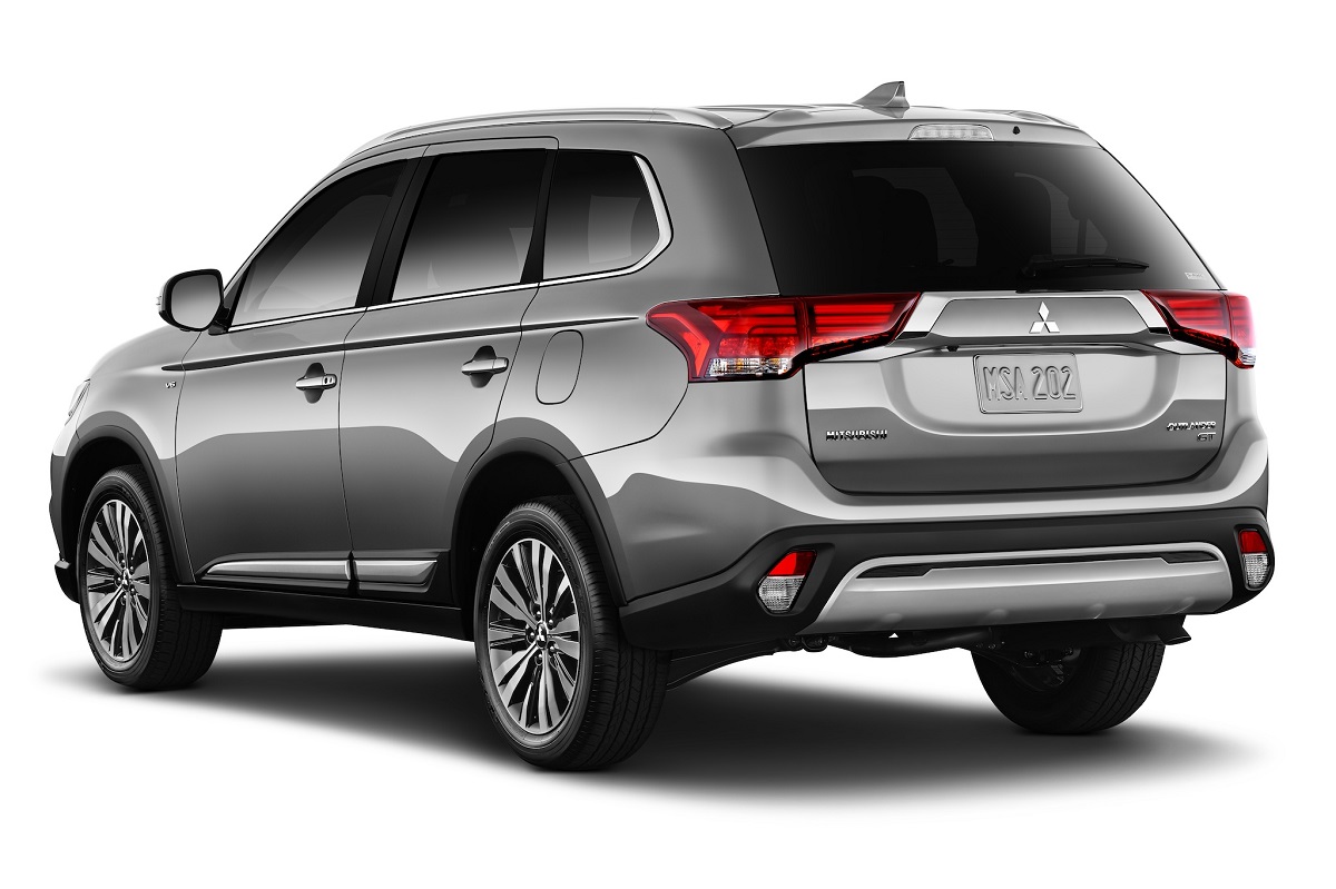2019 Mitsubishi Outlander - An Affordable 7-Passenger SUV with Big  Improvements This Year - BestRide