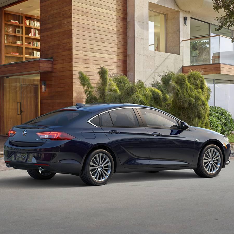Buick Introduces New 2018 Regal Sportback | Dave Arbogast