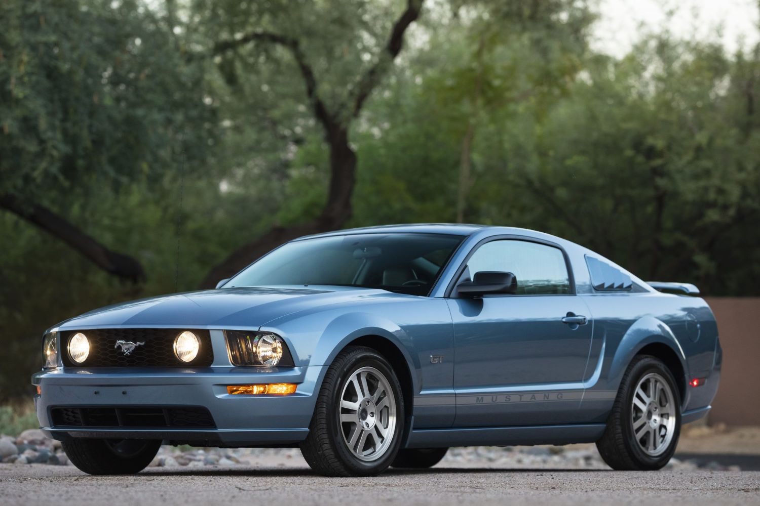 2005 Ford Mustang GT With Just 1,200 Miles Up For Auction