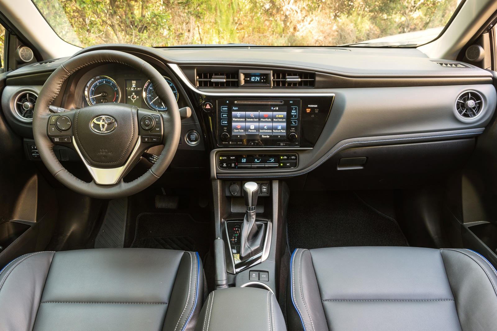 2019 Toyota Corolla Sedan Interior Photos | CarBuzz