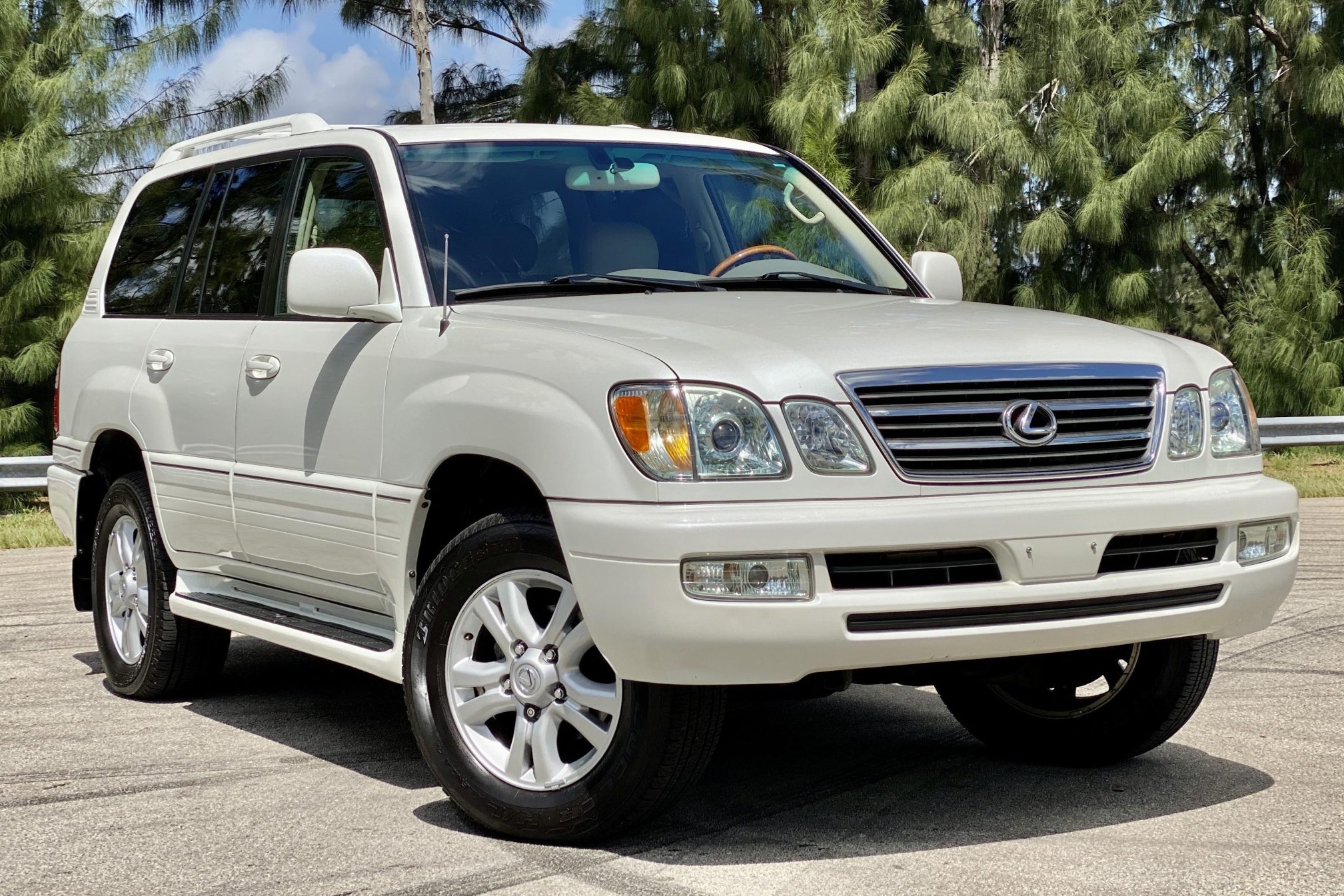 2005 Lexus LX470 for sale on BaT Auctions - closed on March 31, 2022 (Lot  #69,409) | Bring a Trailer