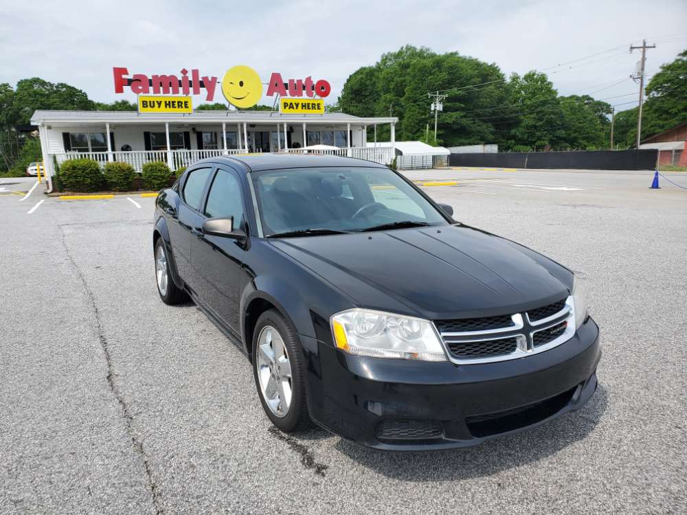 Dodge Avenger 2013 - Family Auto of Anderson