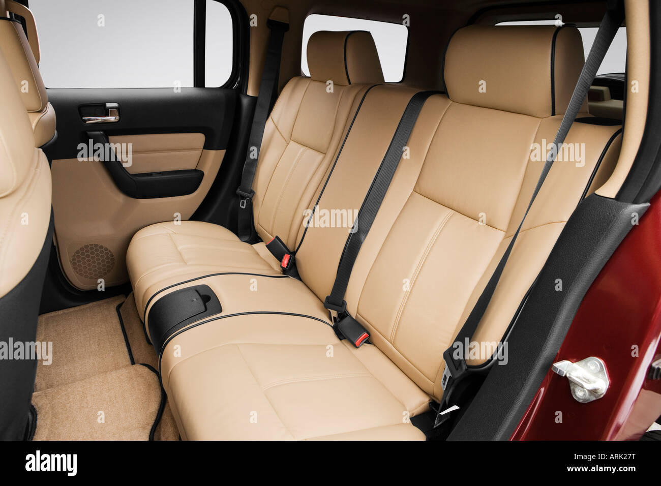 2008 Hummer H3 x in Red - Rear seats Stock Photo - Alamy