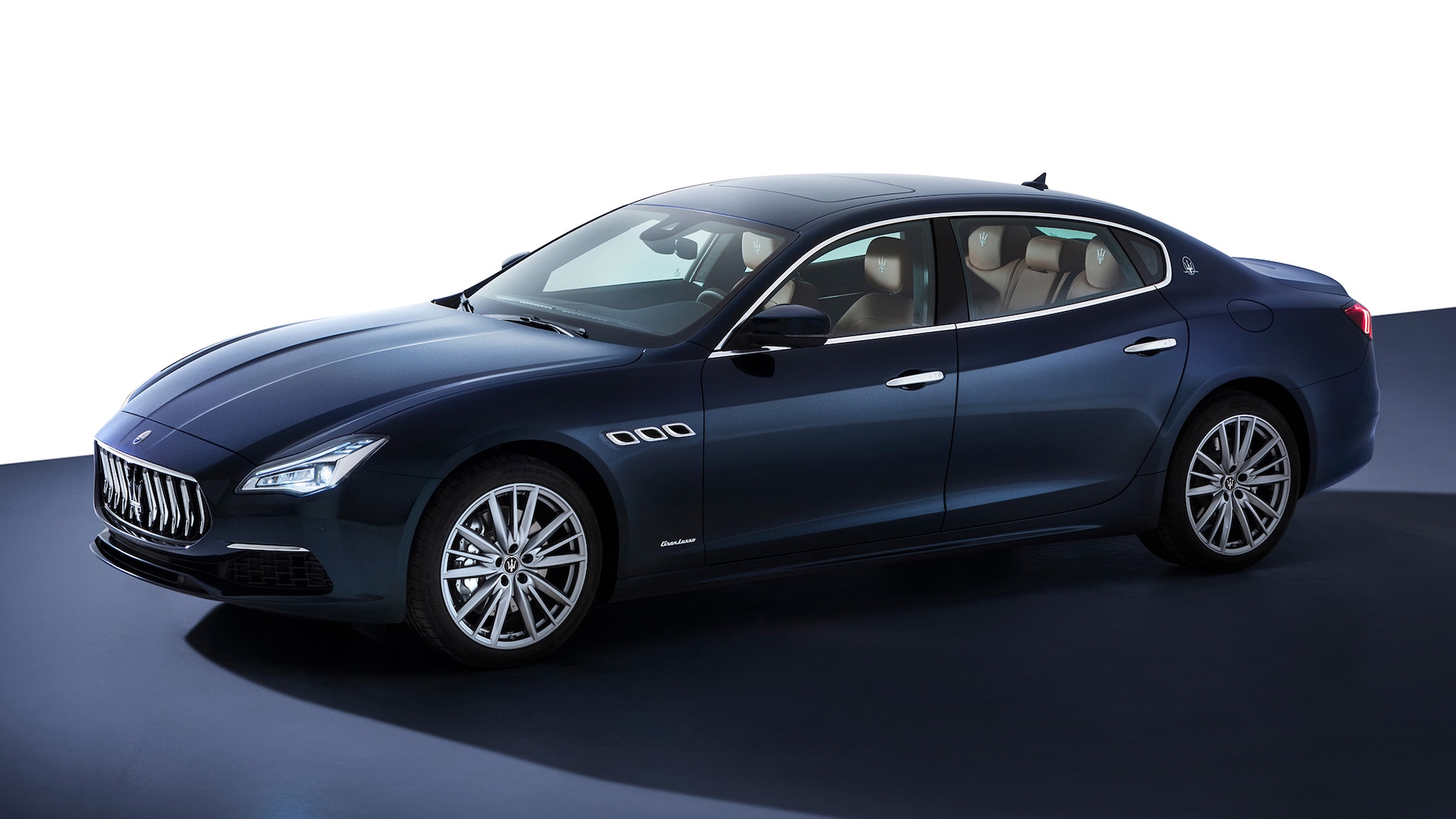 2022 Maserati Quattroporte Prices, Reviews, and Photos - MotorTrend