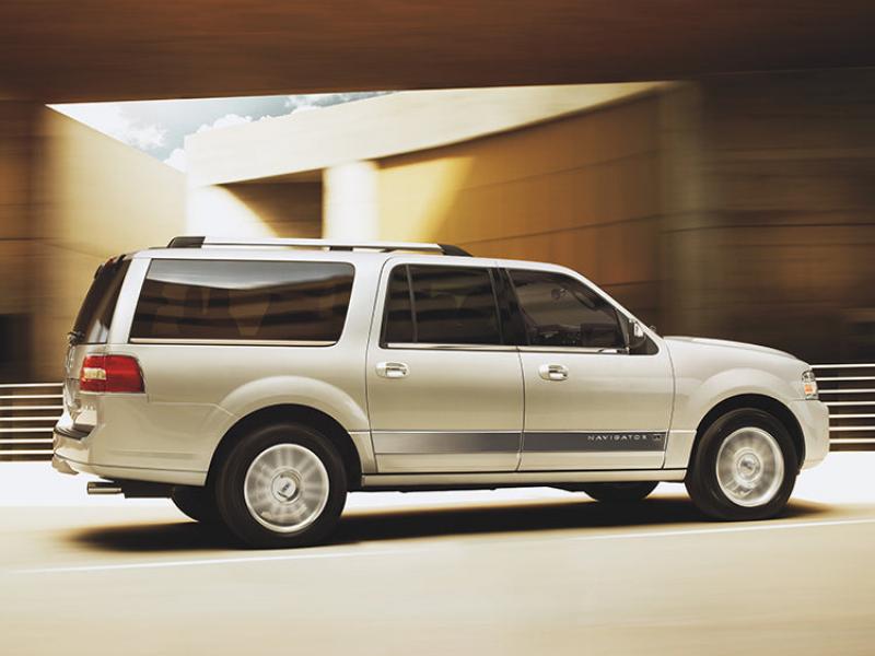 2011 Lincoln Navigator Accessories | Official Site