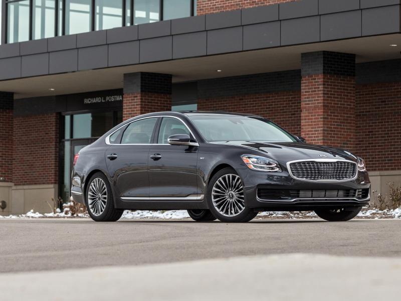 2019 Kia K900 Review, Pricing, and Specs