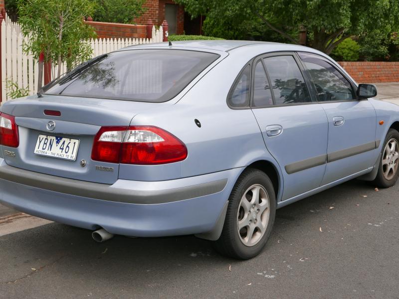 File:2001 Mazda 626 (GF Series 2) Classic hatchback (2016-01-04) 02.jpg -  Wikimedia Commons