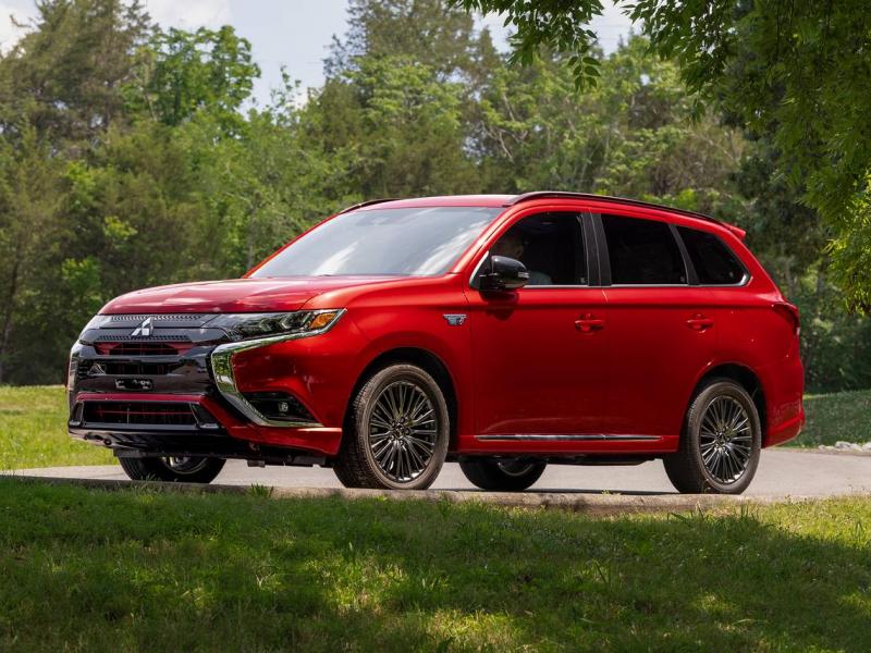 2022 Mitsubishi Outlander PHEV Prices, Reviews, and Pictures | Edmunds
