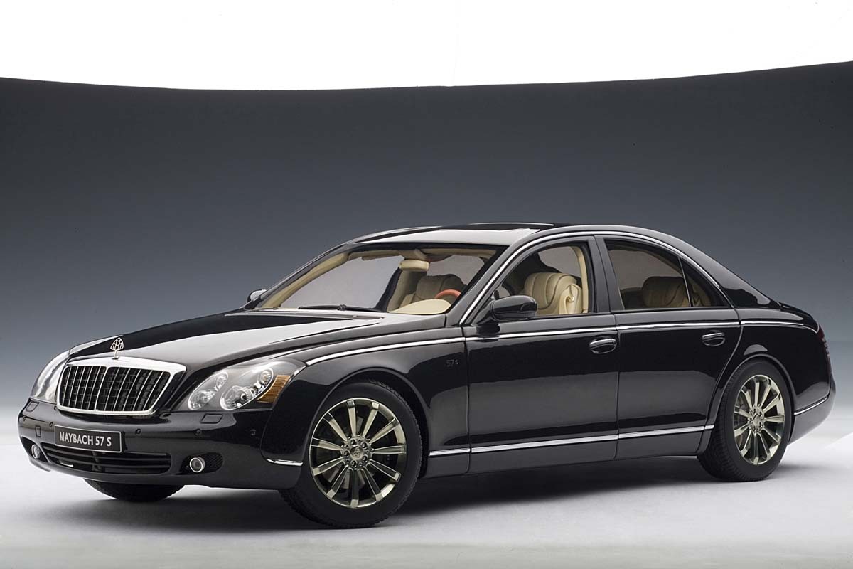 AUTOart 1:18 Scale Maybach 57 S 2005, Black. ezToys - Diecast Models and  Collectibles